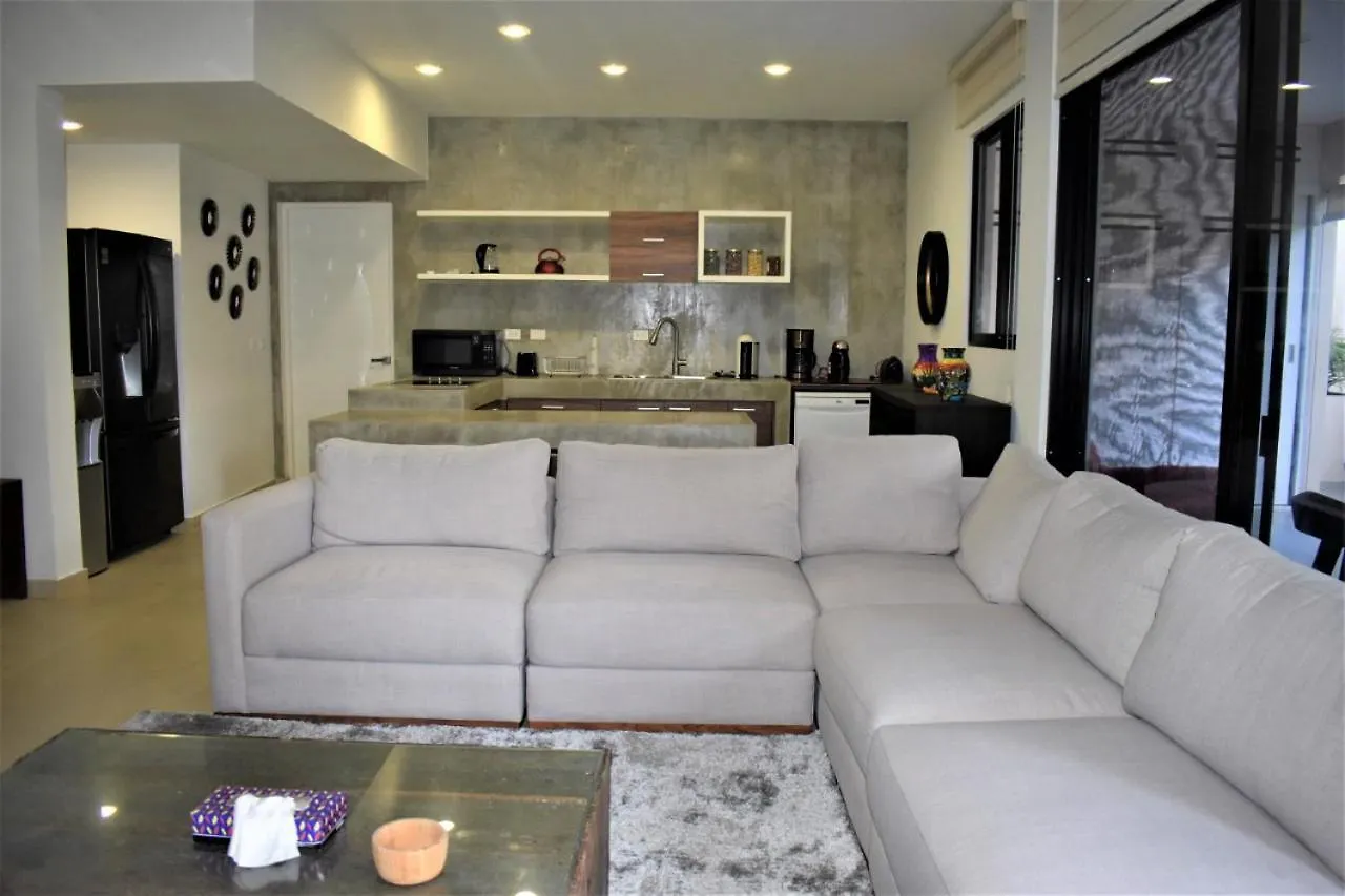 Apartment Condo Hora Feliz